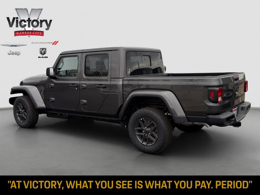 New 2026 Granite Crystal Metallic Clear-Coat Exterior Paint Jeep Sport S image 5
