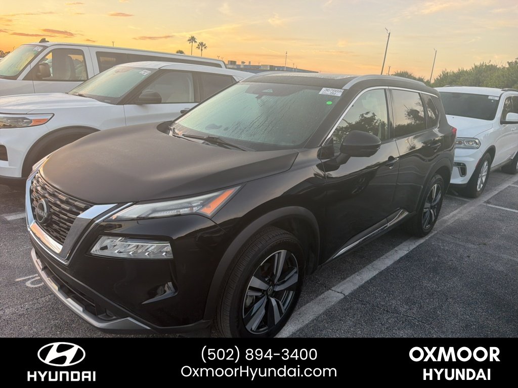 Used 2023 Super Black Nissan SL image 2