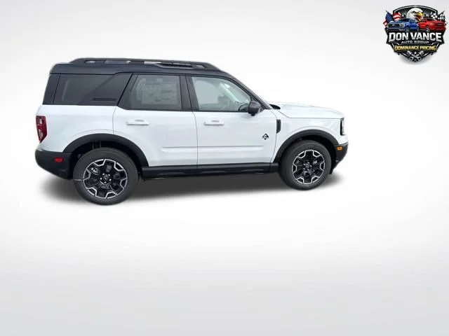 New 2025 White Ford Outer Banks image 6