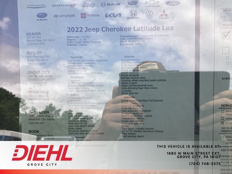 Used 2022 White Jeep Latitude Lux image 17