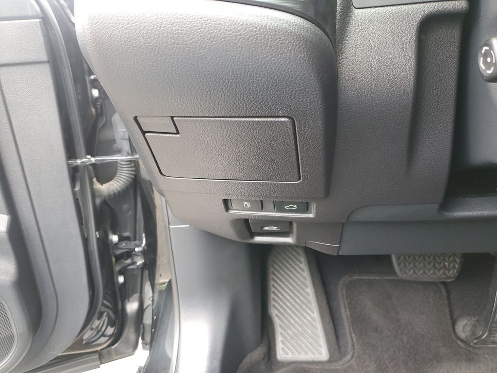 Used 2020 Black Lexus 350 image 19