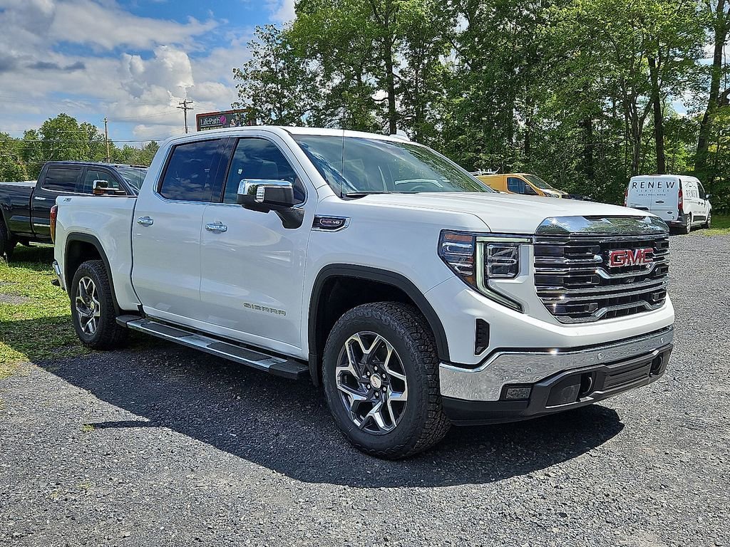 2026 GMC Sierra 1500 SLT - Photo 2