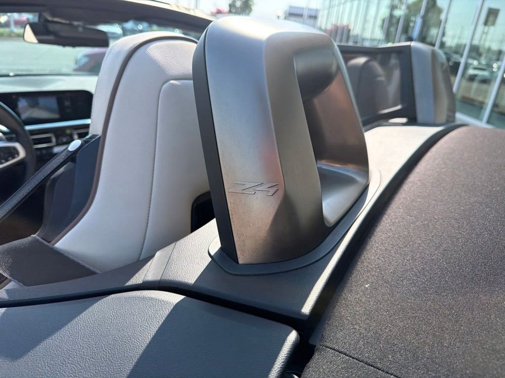 Used 2020 Black BMW sDrive M40i image 17
