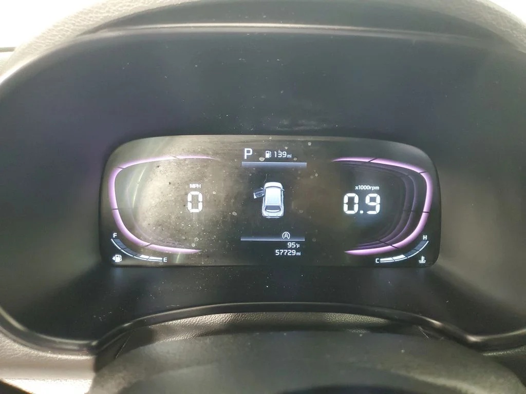 Used 2025 White Kia LX image 23