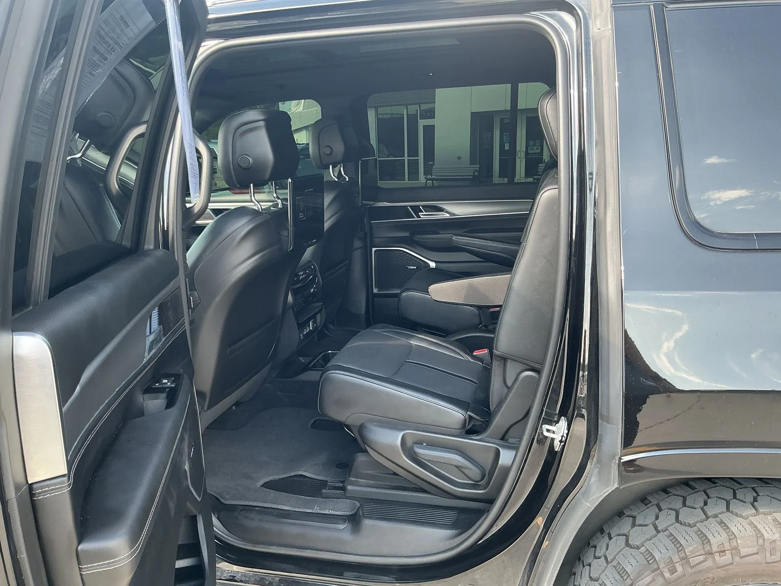 Certified Used 2024 Black Jeep Series II image 6