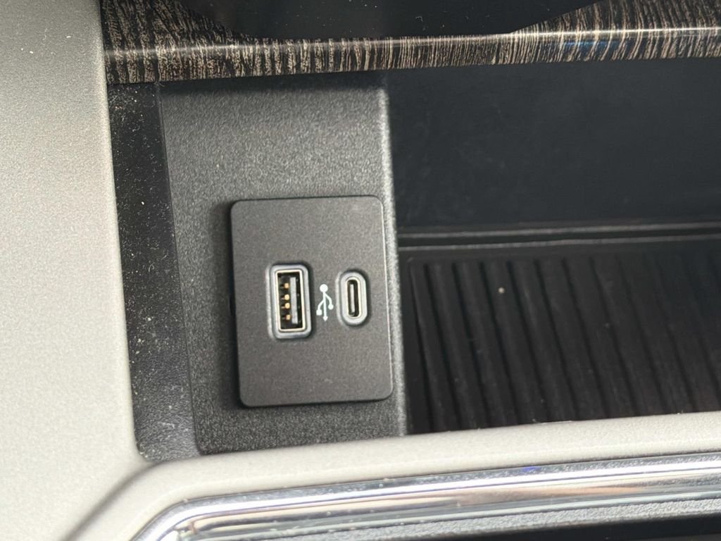 Used 2021 Gray Ford Lariat image 35