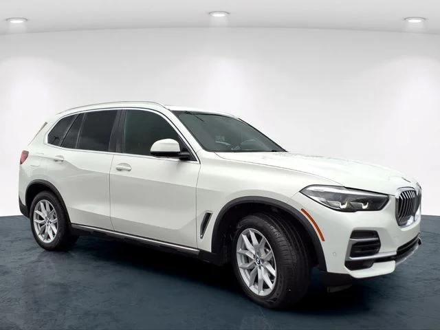 Used 2023 White BMW xDrive40i image 5