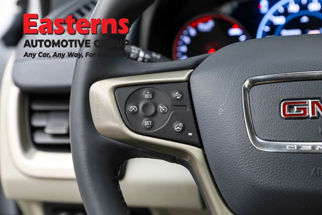 Used 2023 White GMC Denali image 15