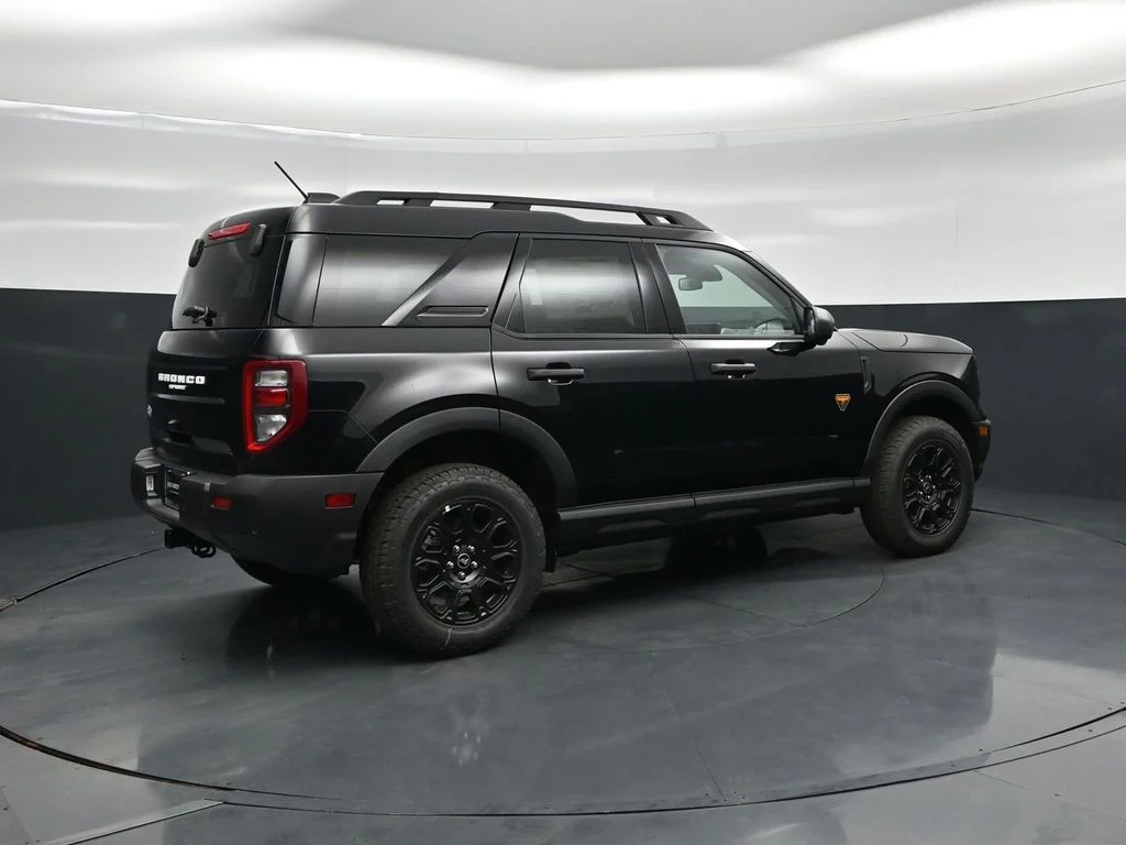 New 2026 Shadow Black Ford Badlands image 24