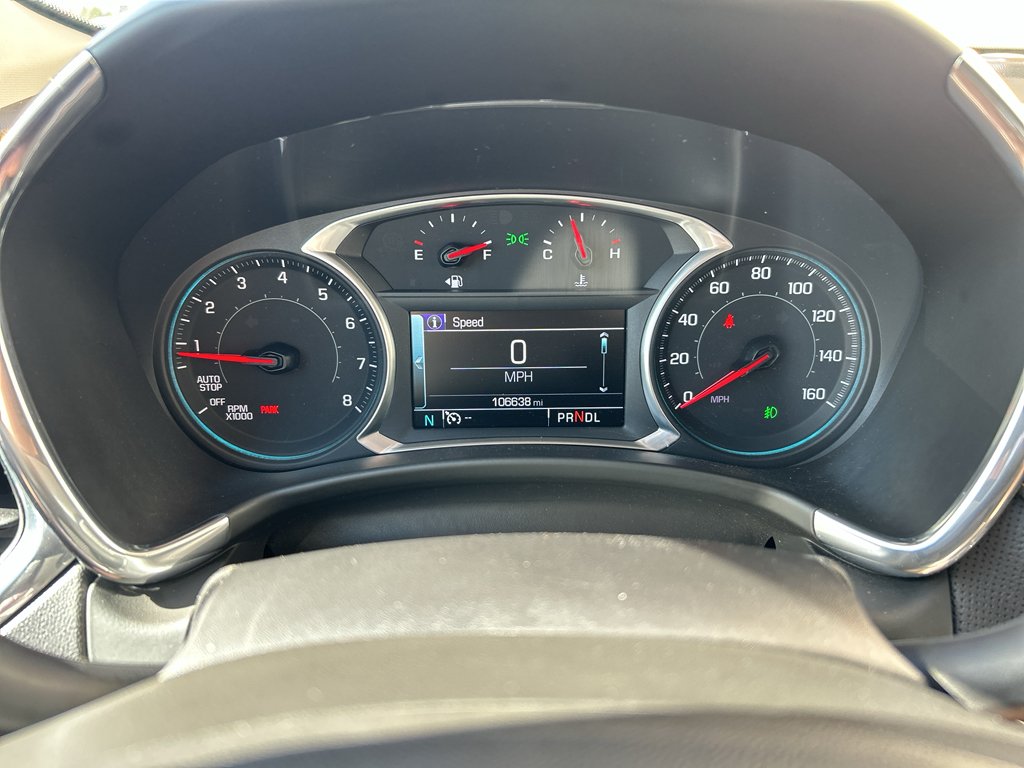 Used 2018 Silver Ice Metallic Chevrolet Premier image 24