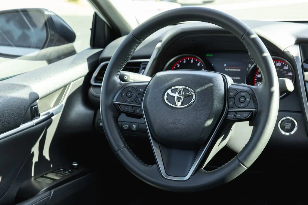 Certified Used 2023 Wind Chill Pearl/Midnight Black Metallic Toyota XSE V6 image 28