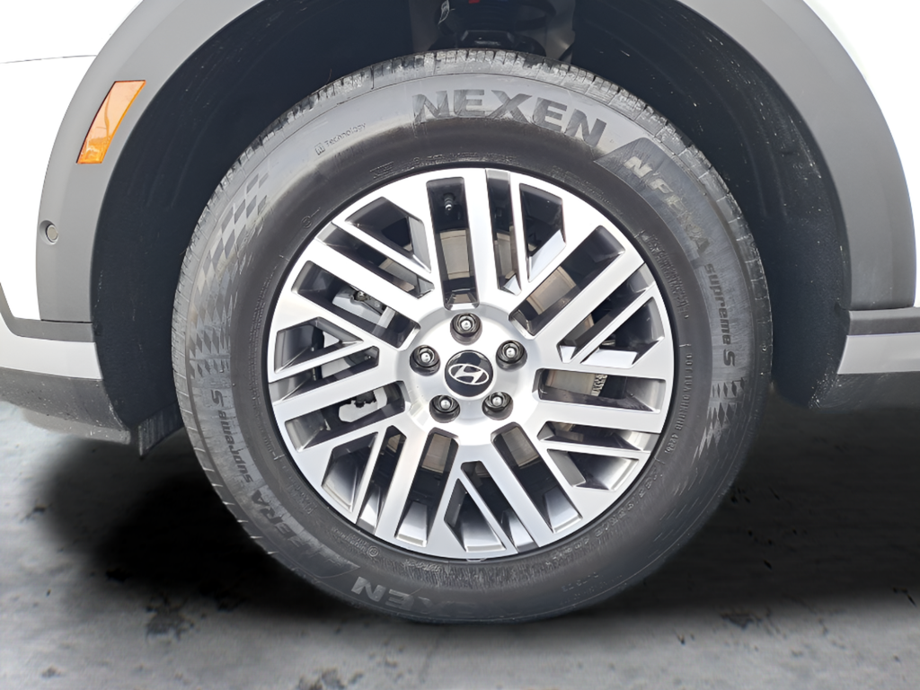New 2026 White Hyundai SEL Premium image 28