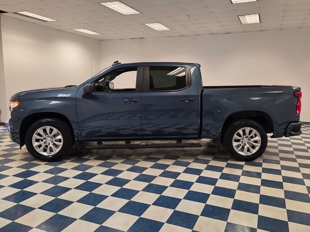 Used 2024 Blue Chevrolet Custom image 4