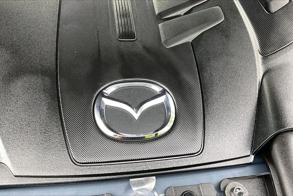 Used 2025 Gray Mazda 3.3 Turbo Preferred image 33