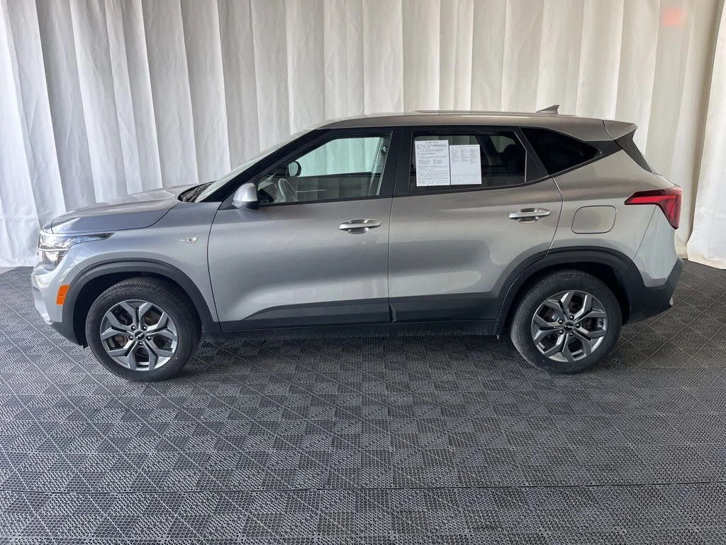 Used 2024 Gray Kia LX image 28