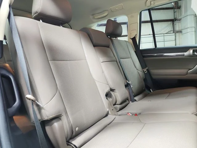 Used 2023 Silver Lexus 460 image 45