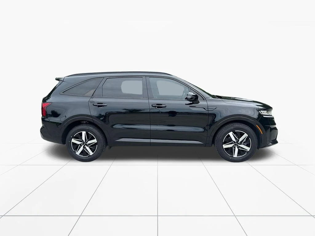 Used 2023 Ebony Black Kia EX image 9
