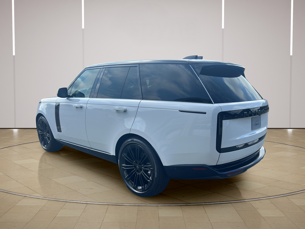 New 2027 White Land Rover SE image 3