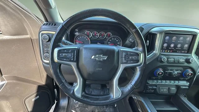 Used 2020 NORTHSKY BLUE METALLIC Chevrolet RST image 12