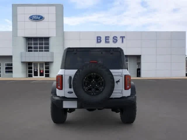 New 2026 Oxford White Ford Badlands image 6