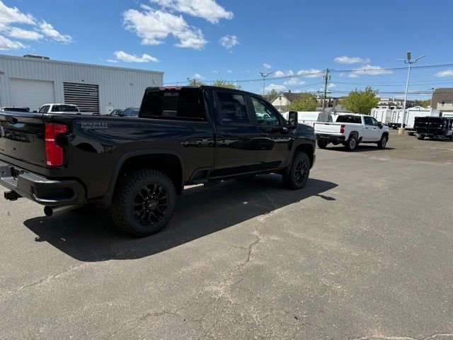 New 2026 Black Chevrolet LT image 5