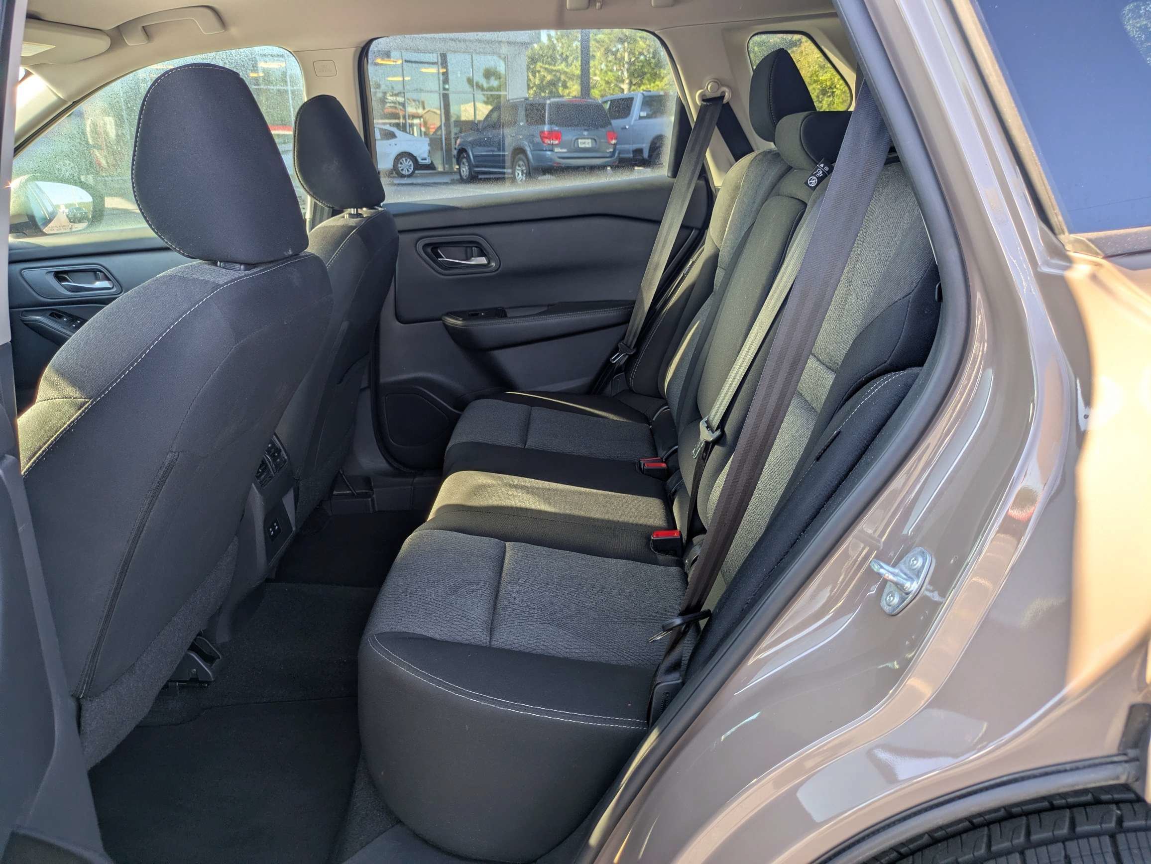 Used 2025  Nissan SV image 11