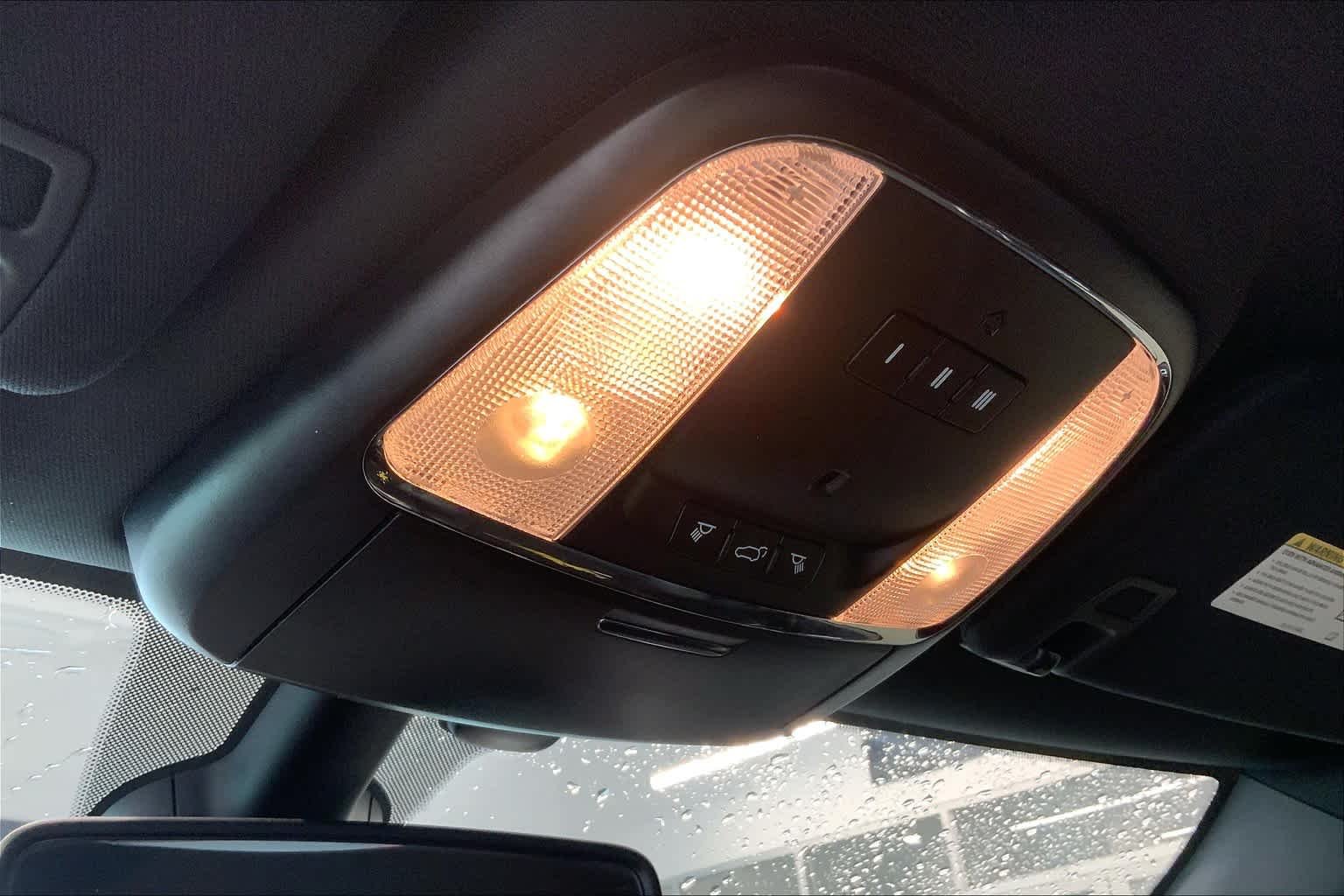 Used 2018 Bright White Clearcoat Jeep Altitude image 32