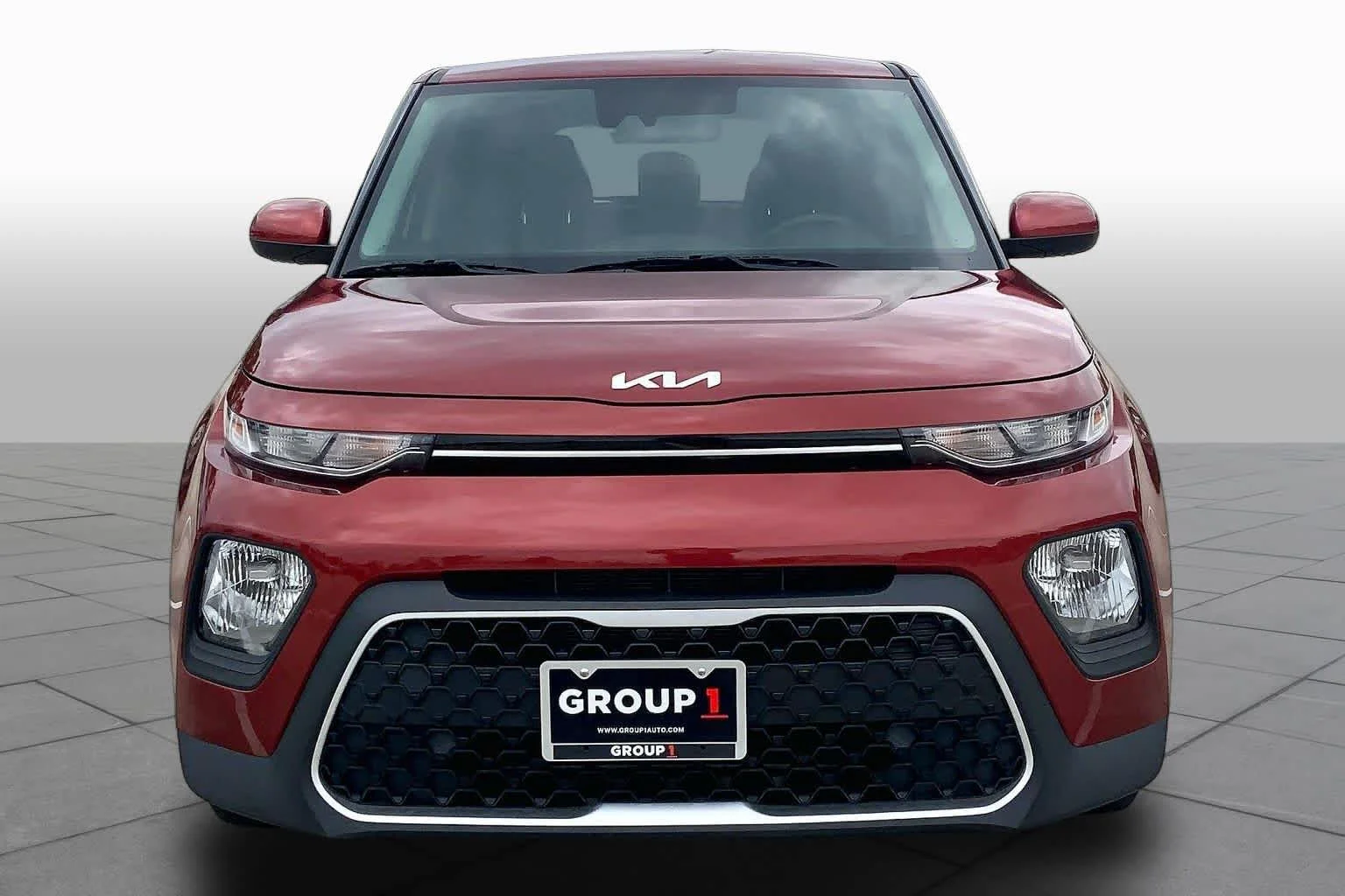 Used 2022 Mars Orange Kia LX image 4