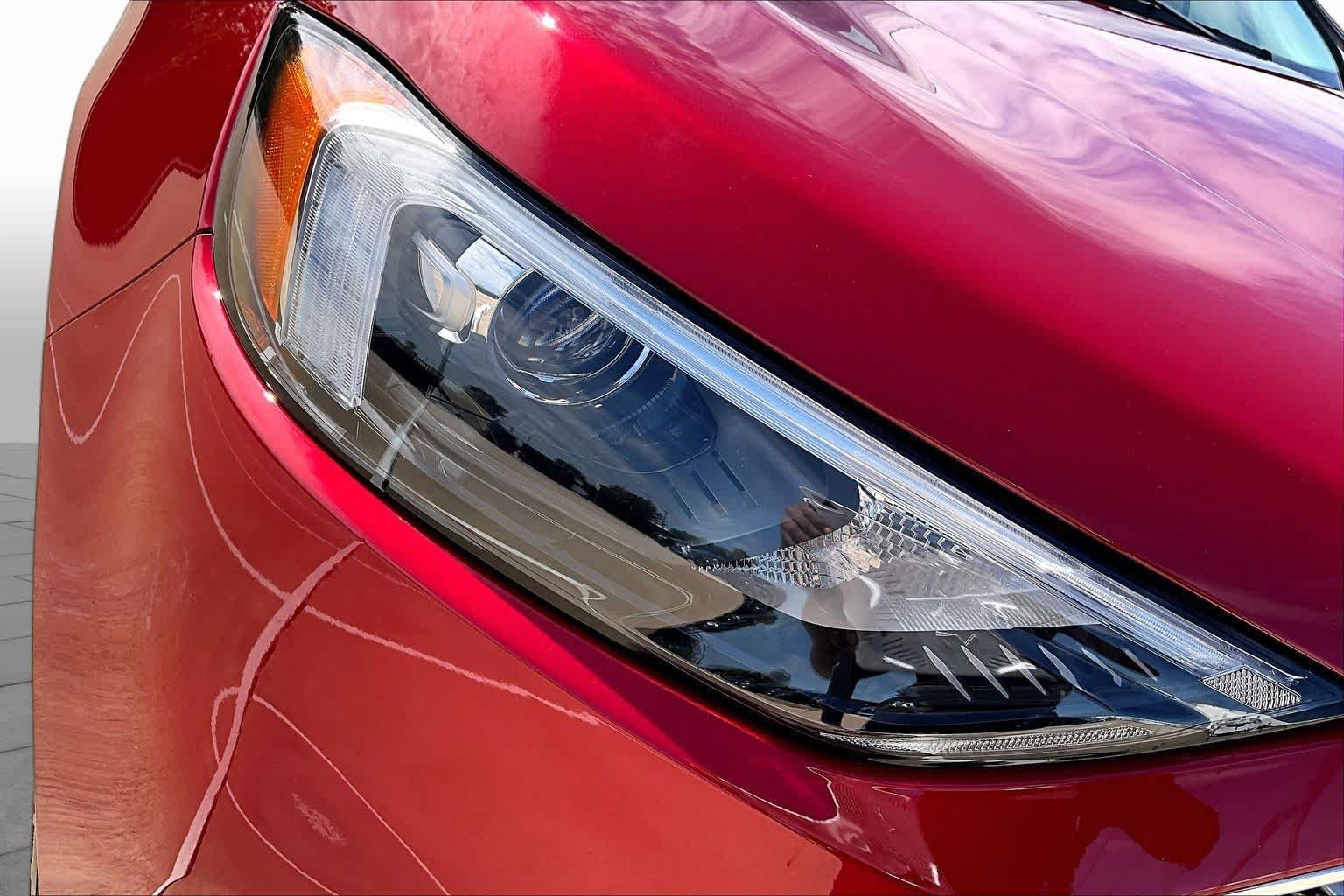 Used 2022 Rapid Red Metallic Tinted Clearcoat Ford SEL image 27