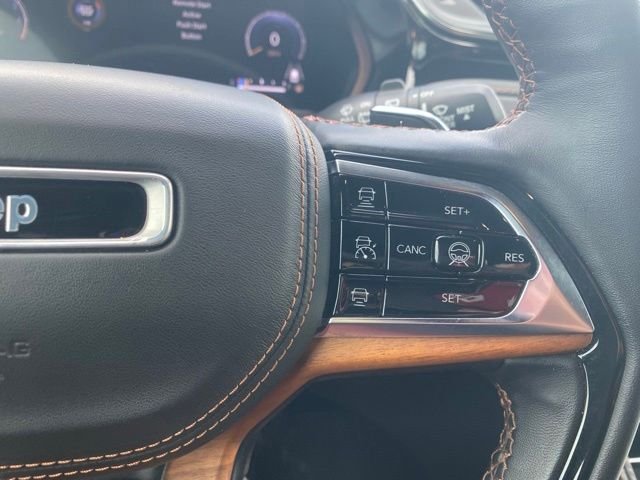 Used 2023 White Jeep Summit Reserve image 20