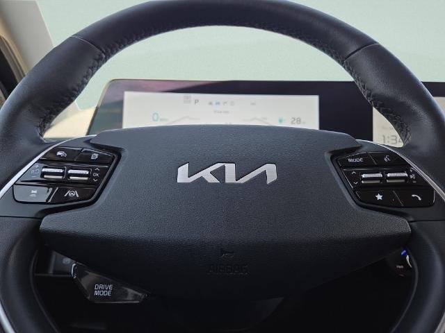 Used 2023 Steel Gray Kia  image 28