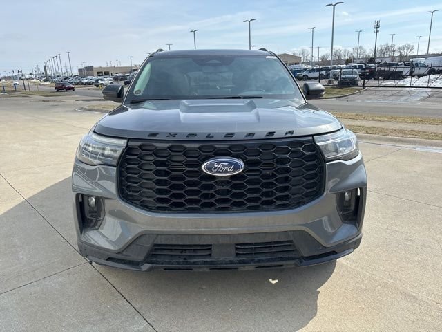 2026 Ford Explorer ST-Line - Photo 38