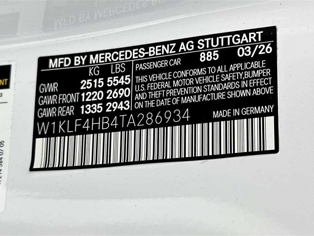 New 2026 MANUFAKTUR Moonlight White Metallic Mercedes-Benz E 350 image 66