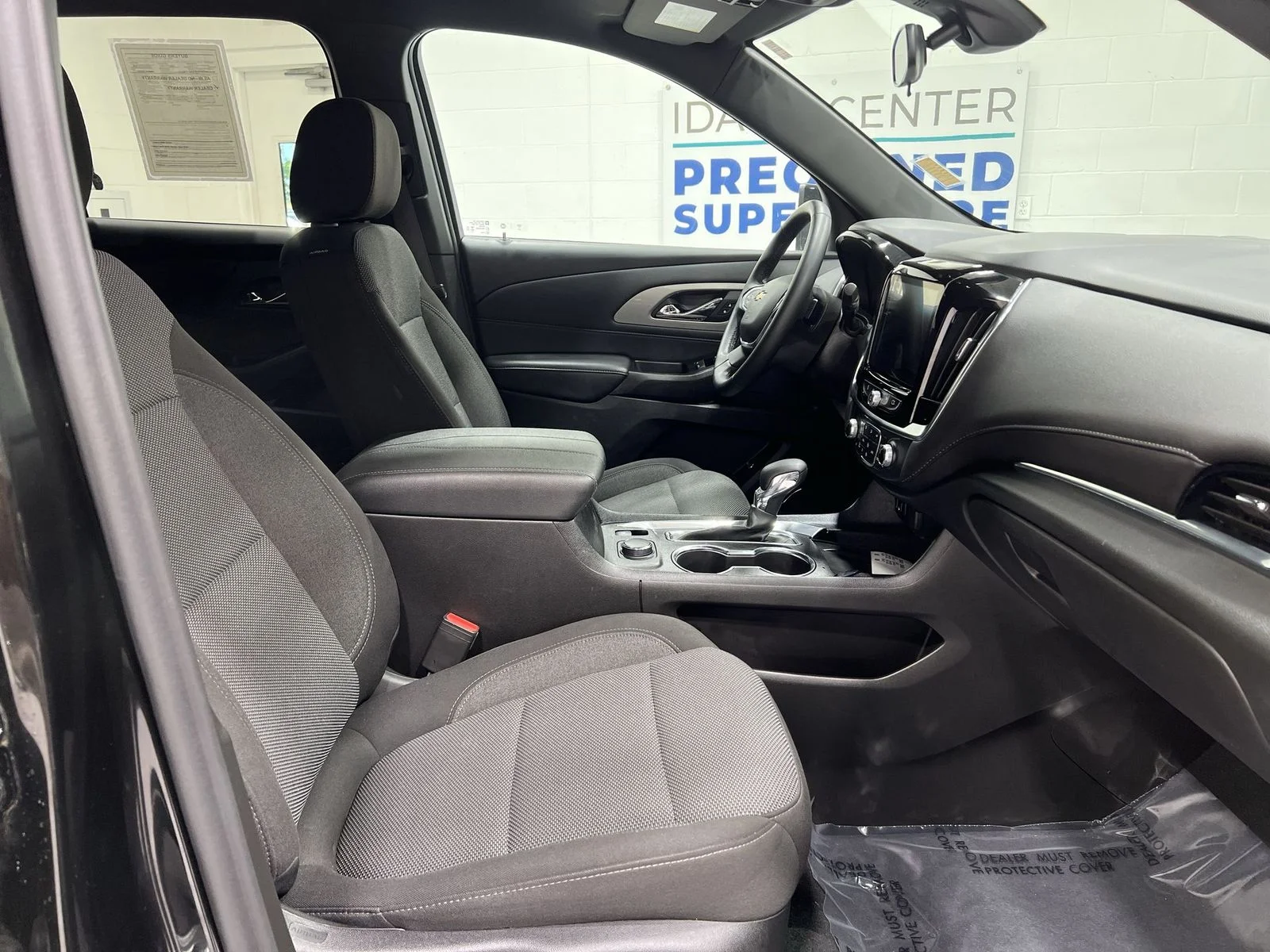 2023 Chevrolet Traverse 1LT - Photo 24