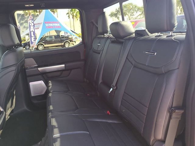 2025 Ford F-350 Super Duty Platinum - Photo 12
