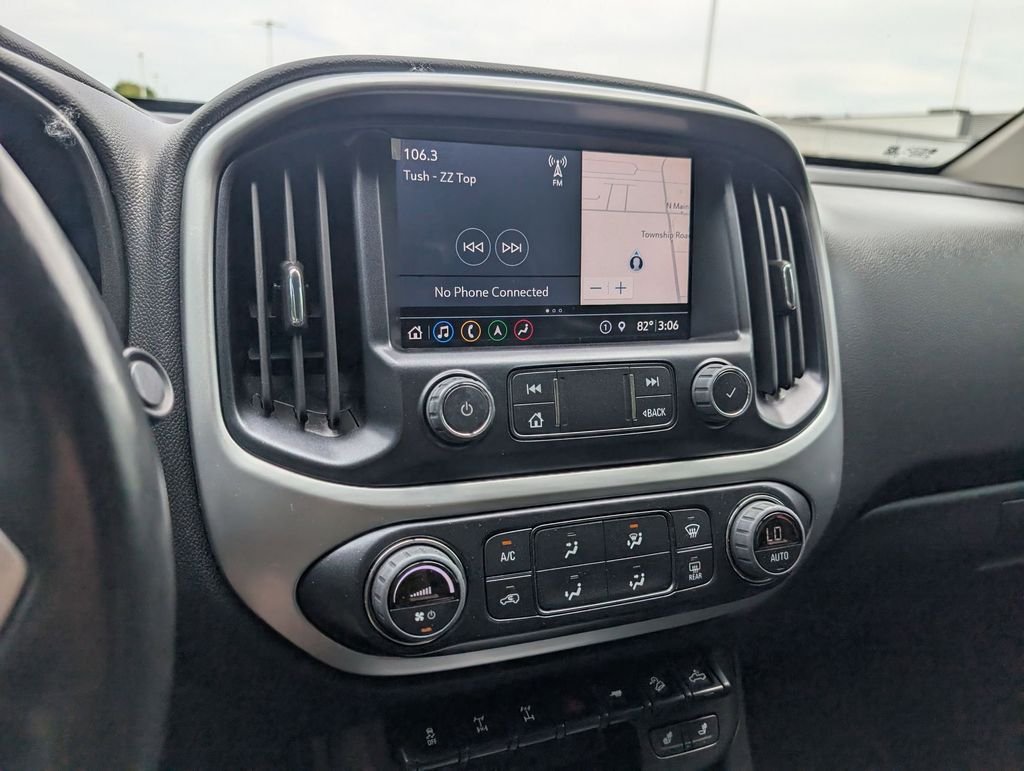 Used 2022  Chevrolet ZR2 image 14