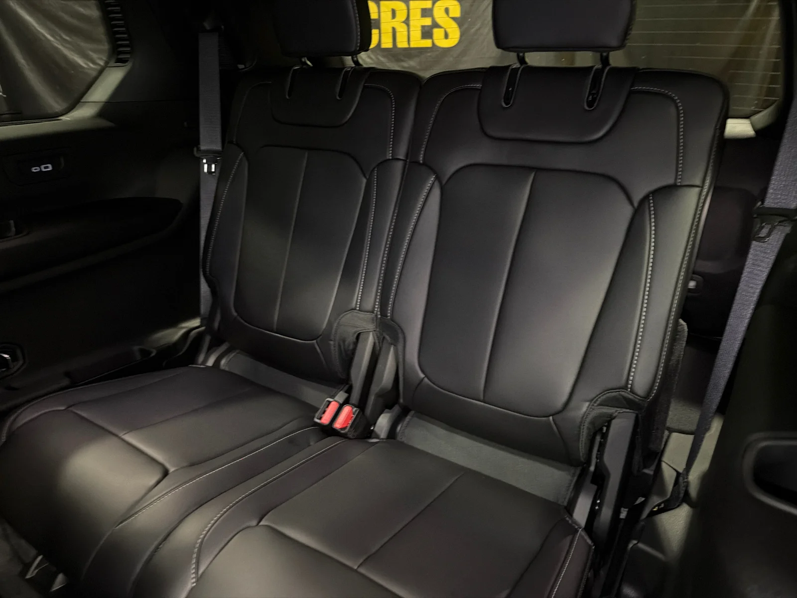 New 2027 Sting-Gray Clearcoat Jeep Limited image 15
