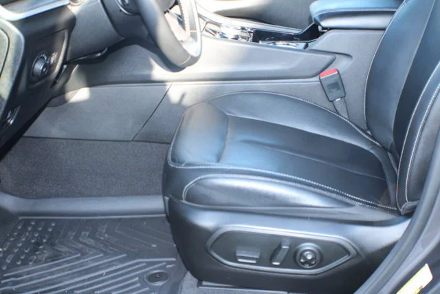Used 2022 Baltic Gray Metallic Clearcoat Jeep Limited image 12
