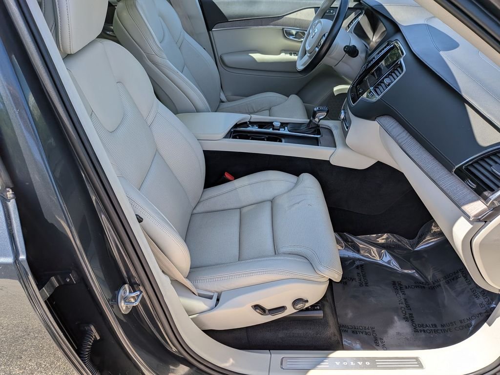 Used 2022 Gray Volvo T6 Inscription image 34