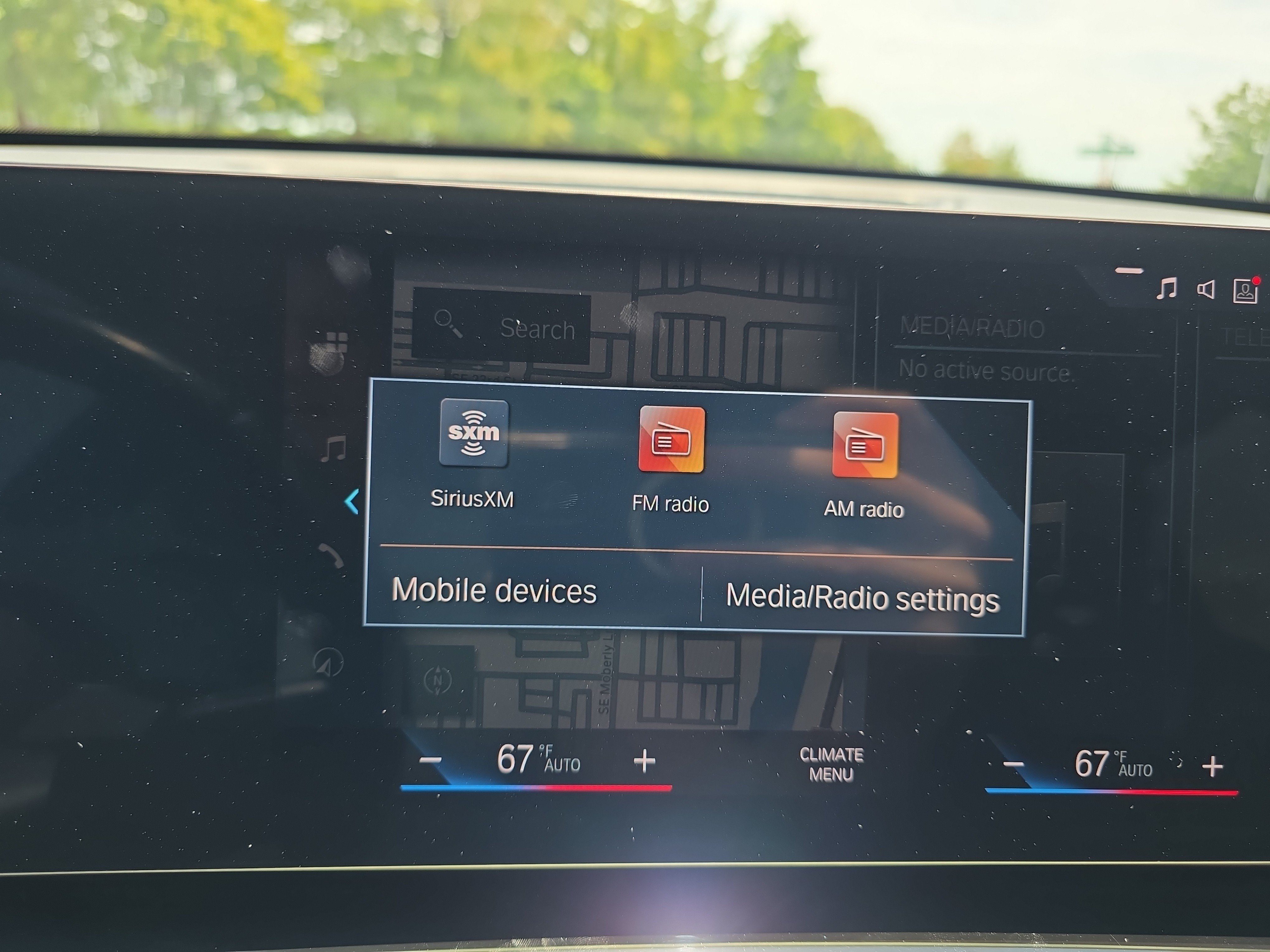 Used 2023 Space Silver Metallic BMW xDrive28i image 9