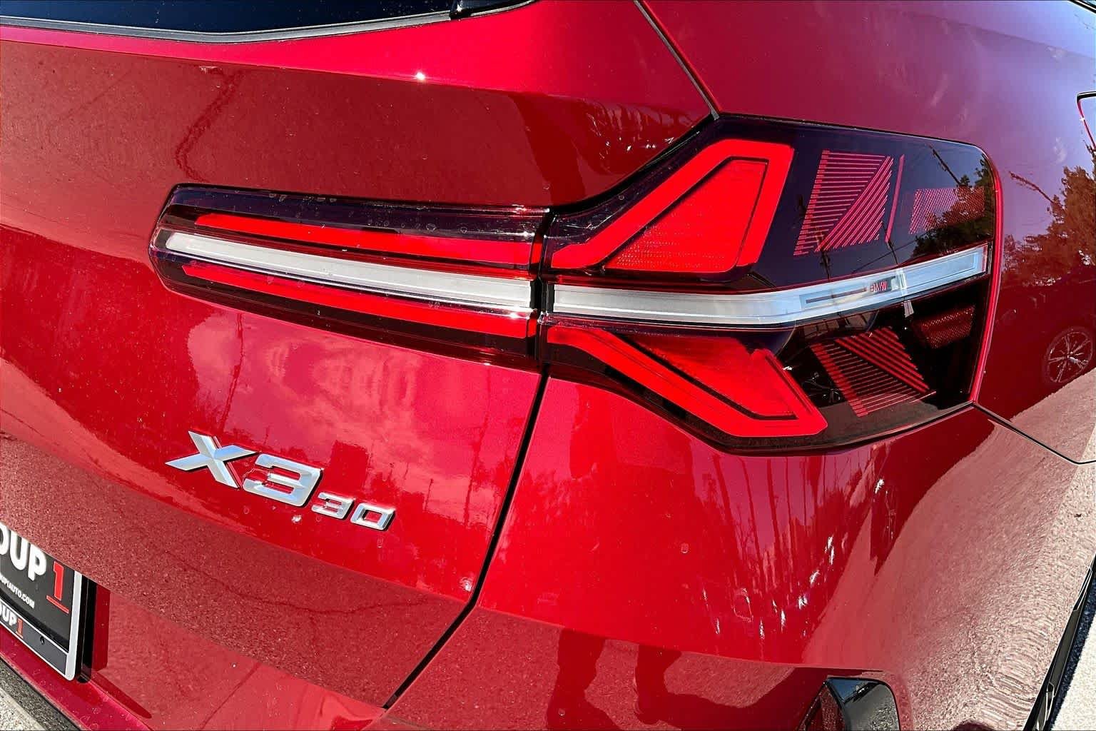 Used 2026 Vegas Red Metallic BMW 30 xDrive image 29