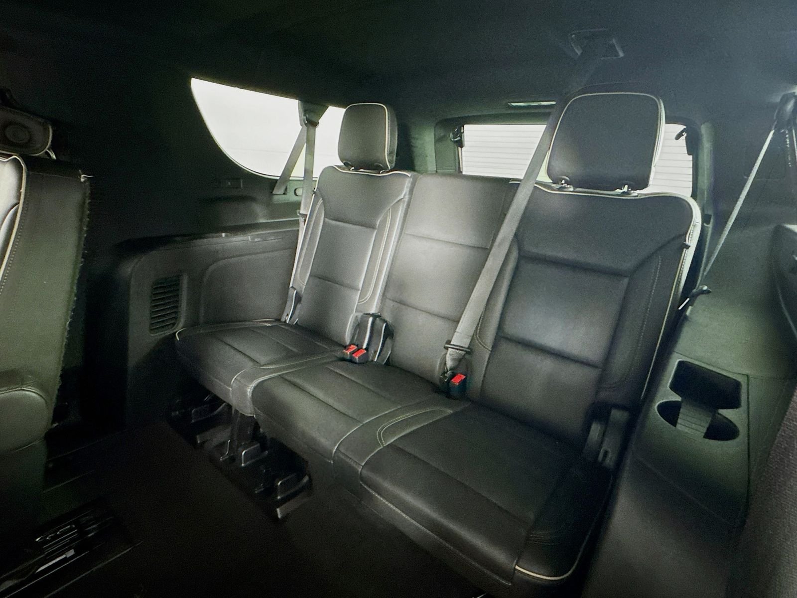 Used 2023 Sterling Metallic GMC SLT image 19