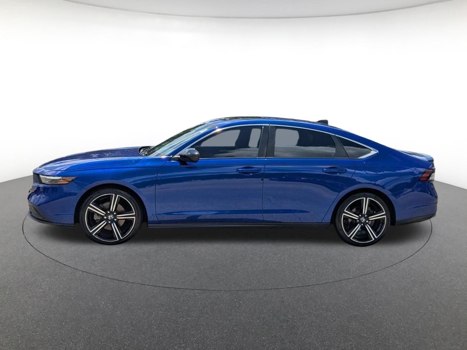 Certified Used 2023 Still Night Pearl Honda Sport image 8