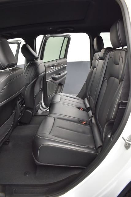 Used 2024 White Jeep Limited image 7
