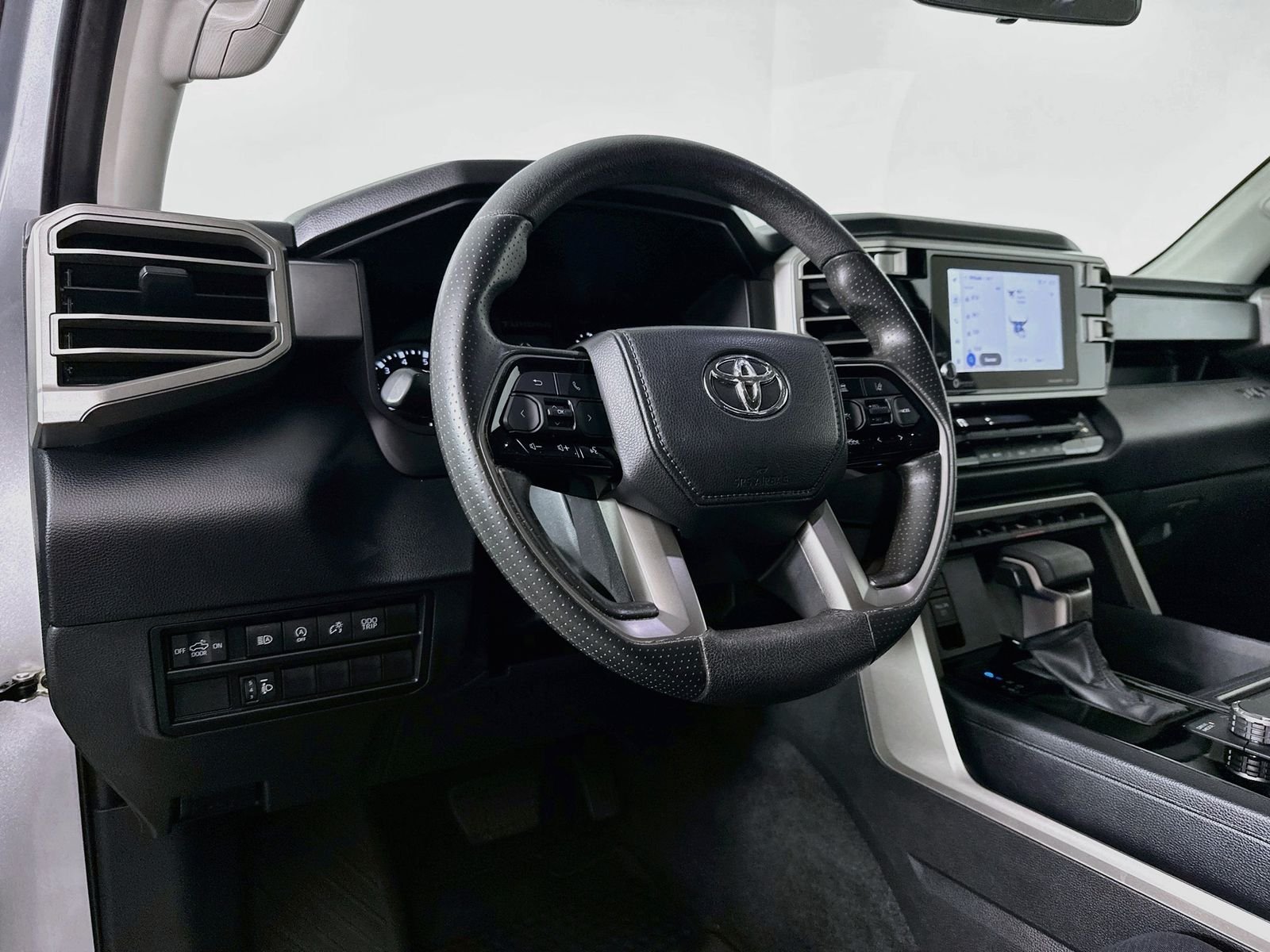 Used 2023 Celestial Silver Metallic Toyota SR5 image 9