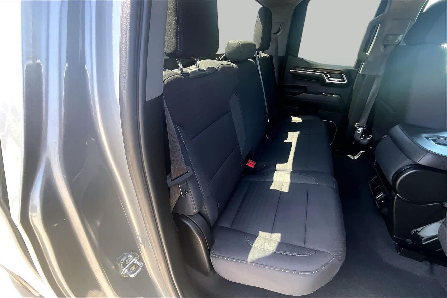 Used 2024 Sterling Metallic GMC Elevation image 21