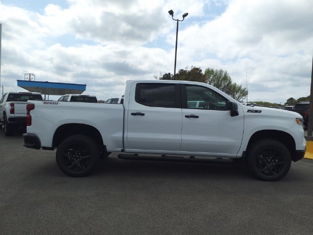 New 2026 Summit White Chevrolet LT Trail Boss image 6
