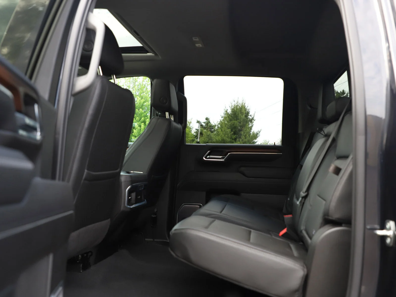 Used 2024 Titanium Rush Metallic GMC Denali image 15