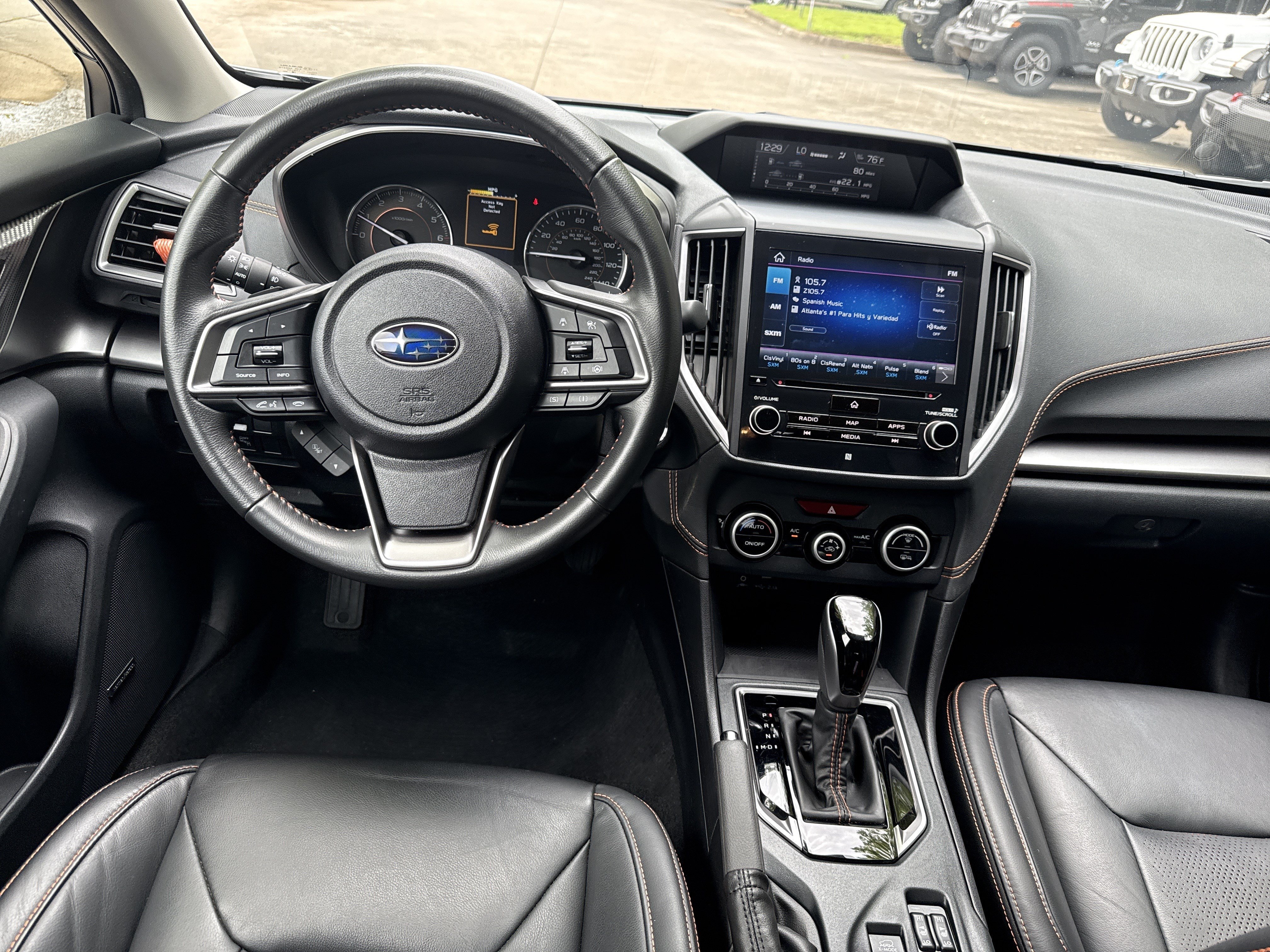 Used 2023 Ice Silver Metallic Subaru Limited image 21