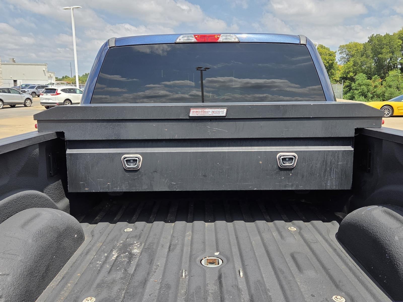 Used 2017 Blue Jeans Ford XLT image 12